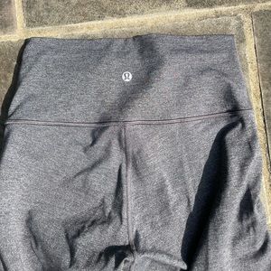 Lululemon cropped leggings